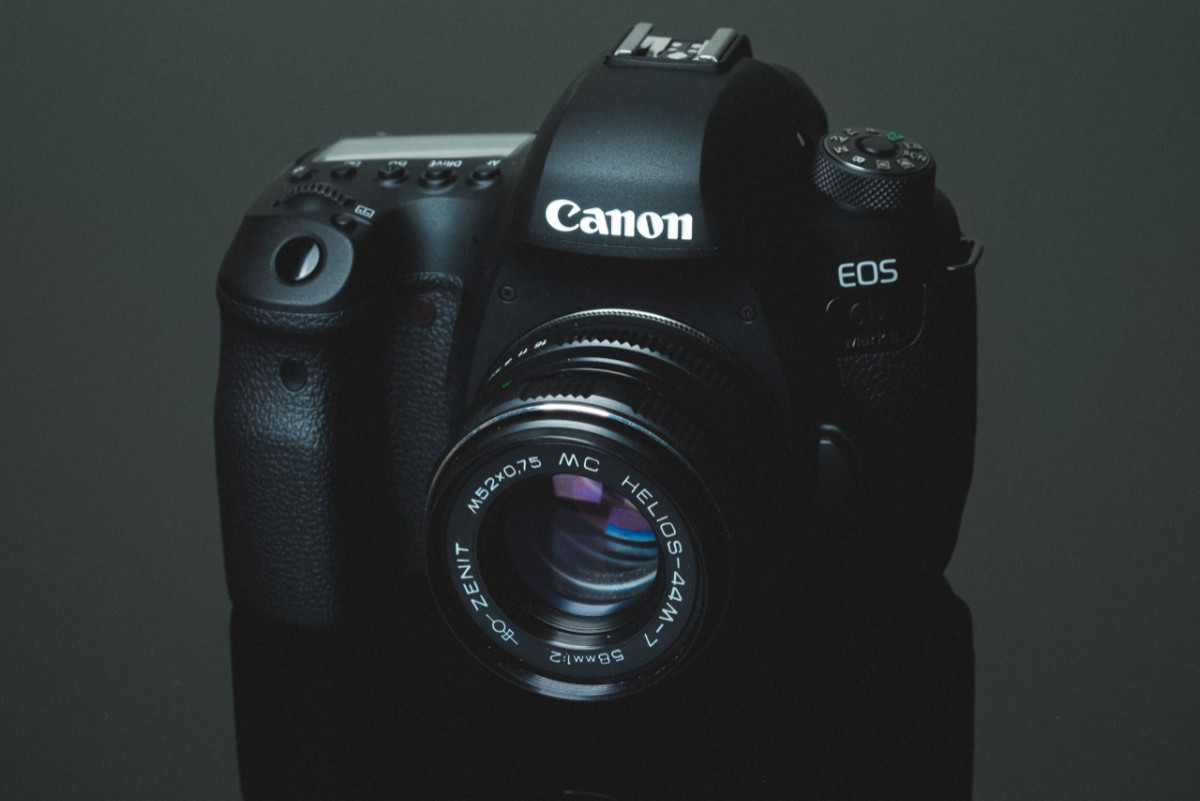 Best Canon Camera for Real Estate Photography 6d2