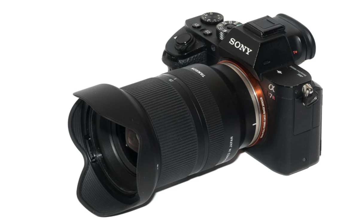 Tamron 17-28mm f/2.8