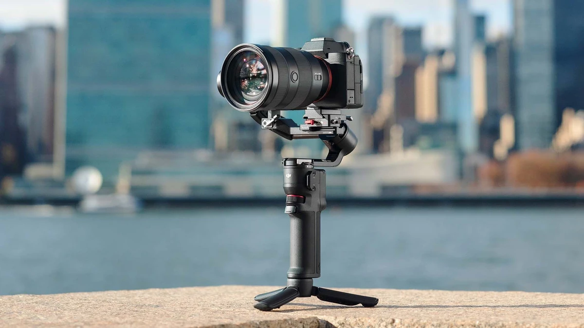 Best Gimbal for Videography: DJI RS 3 Mini