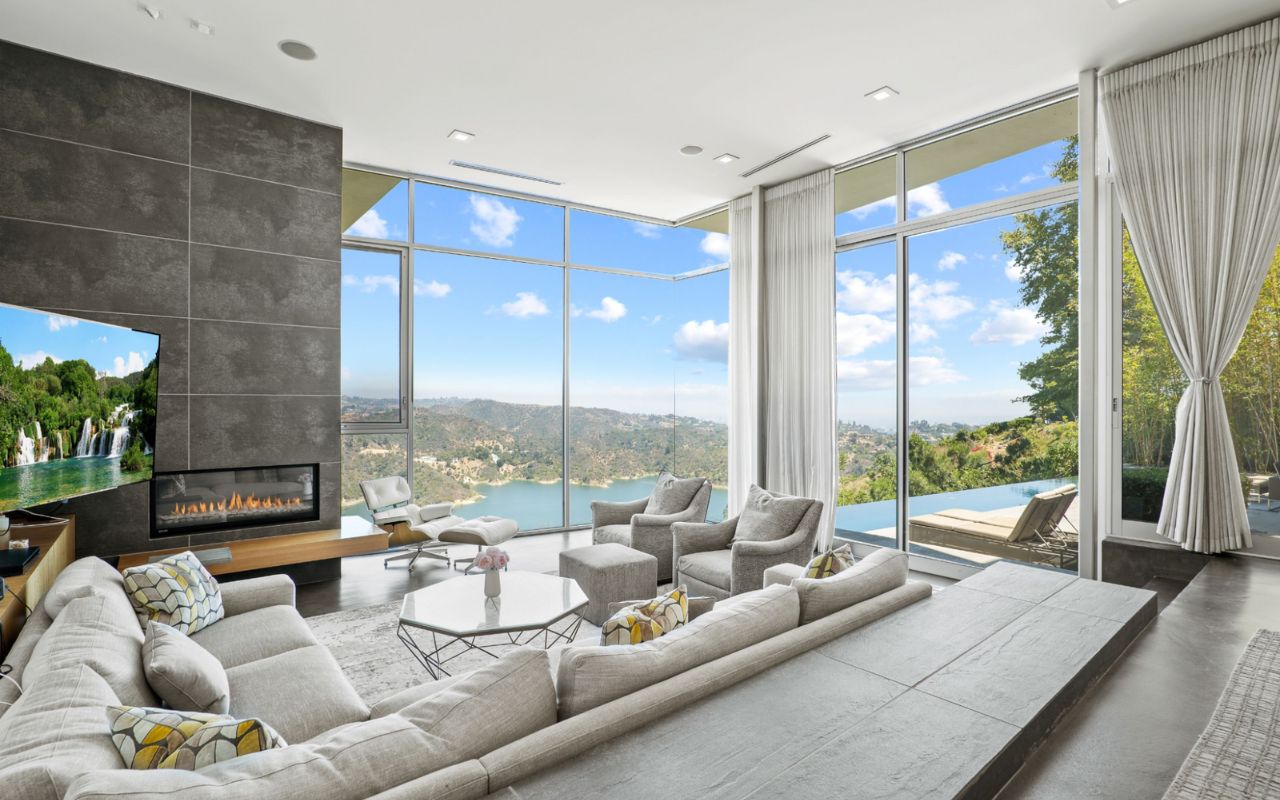 Capture interiors, exteriors, drones, and twilight shots perfectly