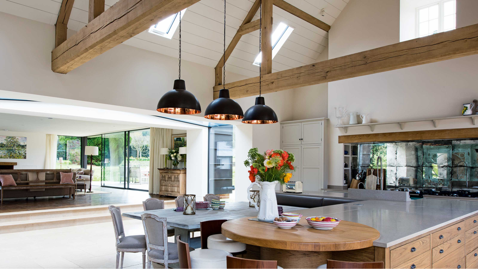 Your kitchen's lighting is to maximize natural light