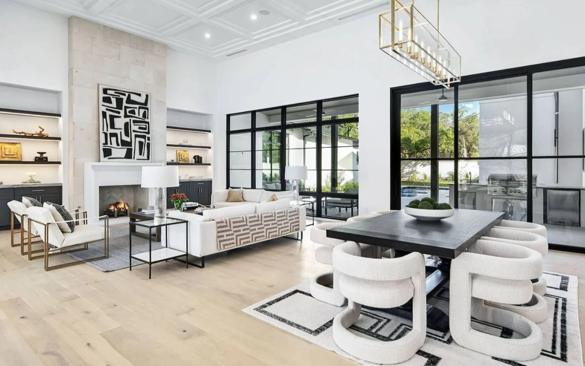 Compare the scale, budget, and speed of each option